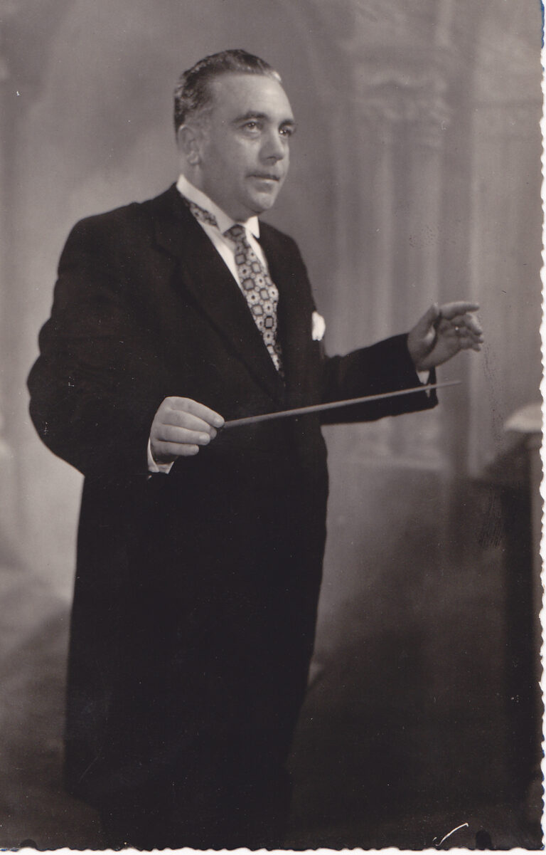 Il giovane direttore della Banda Verde Maestro Vincenzo Schirosi