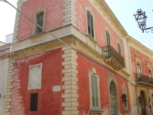 Emilio Perillo (1824-1886): medico, docente e filantropo