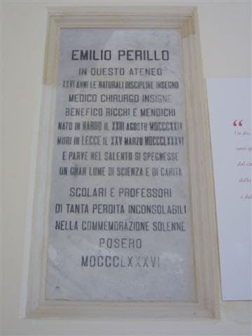 ex convitto palmieri - targa in marmo inmemoria di emilio perillo di
